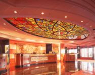 В магазинах и офисах